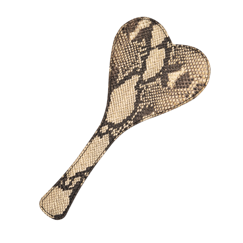 Serpent Kiss image1